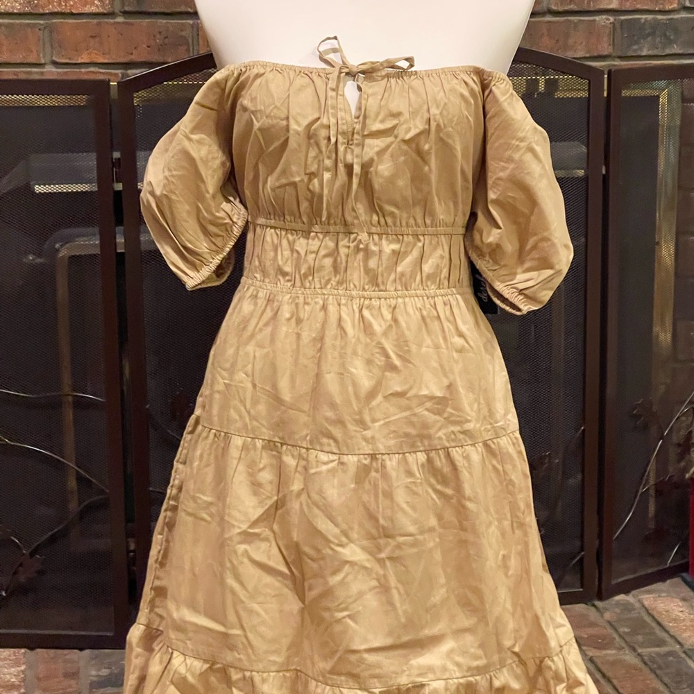 Derek Heart Tan Puff Sleeve Midi Dress - Picture 2 of 4